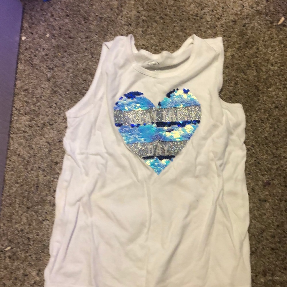 Shirt - Picture 2 of 4